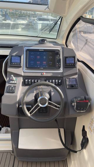 Azimut Atlantis 34