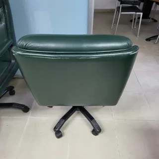 Sillas giratorias de escritorio de cuero verde