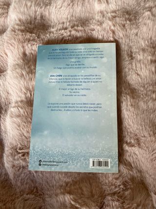 Twisted 1. Twisted love