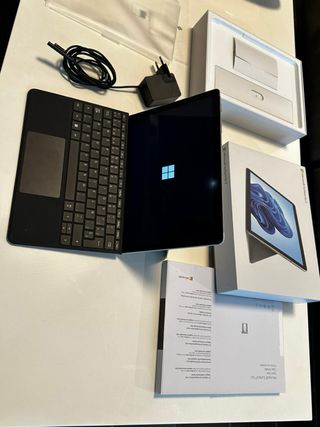 Surface Go 3 + Teclado original + lápiz