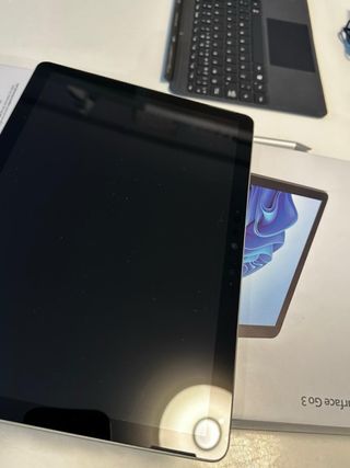 Surface Go 3 + Teclado original + lápiz