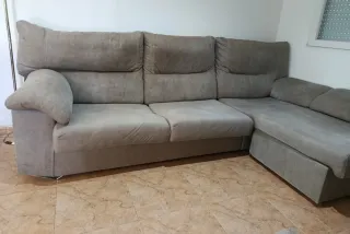 Sofá Chaise Longe gris. OPORTUNIDAD!