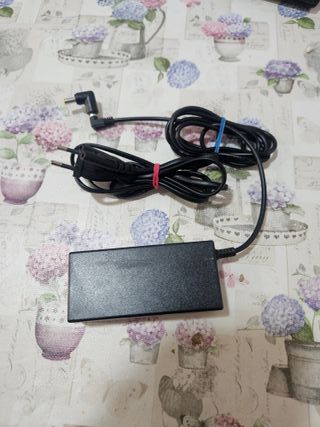 Televisor LG 22LV2520