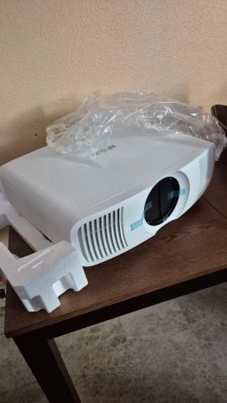 Proyector Láser 4K HDR Epson EH-LS11000