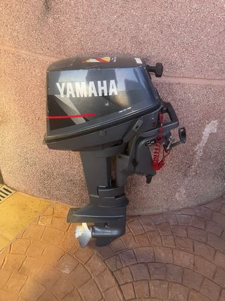 Motor fueraborda Yamaha 8 CV