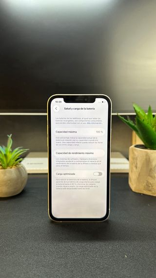 iPhone 12 128GB Blanco • Batería 100% • Buen estad