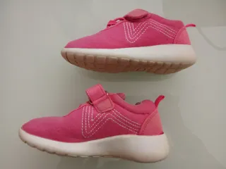 Zapatillas niña n.24