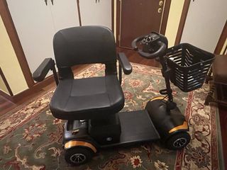 Scooter eléctrico movilidad reducida