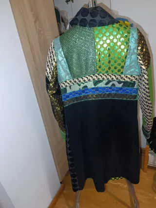 Abrigo desigual mujer