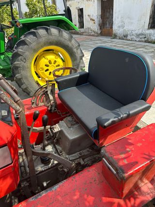 Massey Ferguson 174C Cadenas 70 caballos