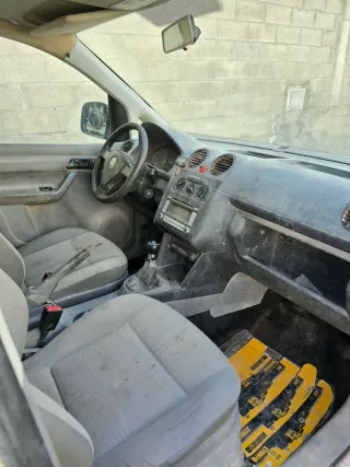 wolkswagen caddy 2009