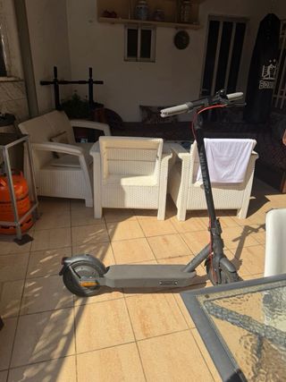 Patinete Eléctrico Gris Oscuro