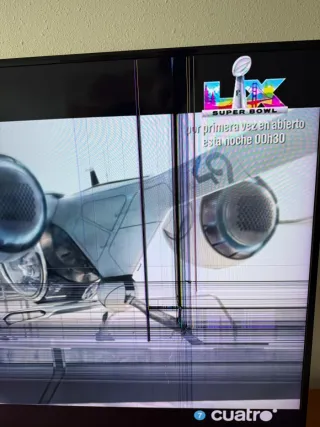 TV Samsung 65 4K UHD Smart TV - Para Reparar