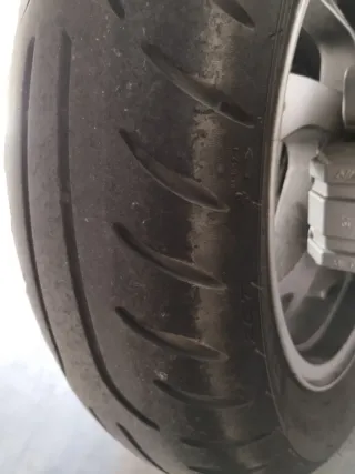 Suzuki Burgman 400 Granate