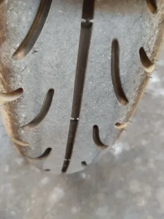 Suzuki Burgman 400 Granate