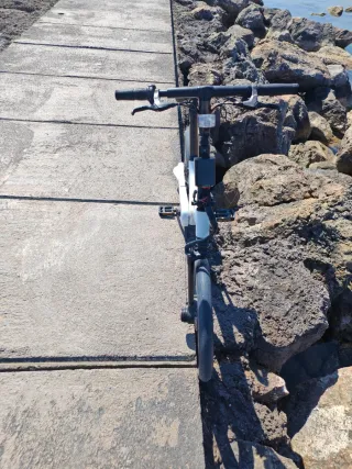 Bicicleta Gocycle Eléctrica Blanca