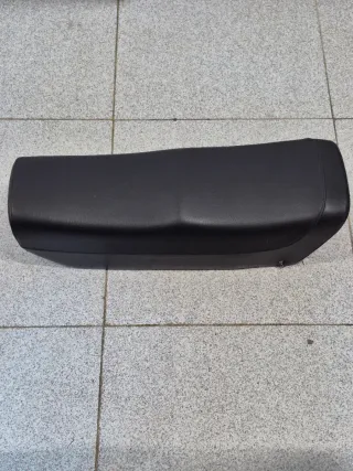 Asiento Vespino Negro "Nuevo"