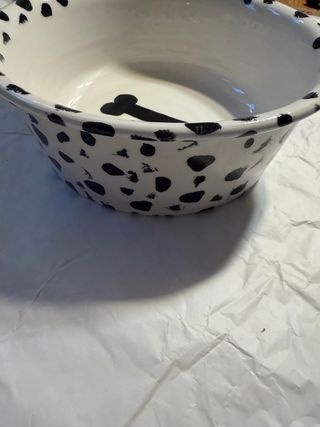 Ciotola in ceramica per cani bianca e nera
