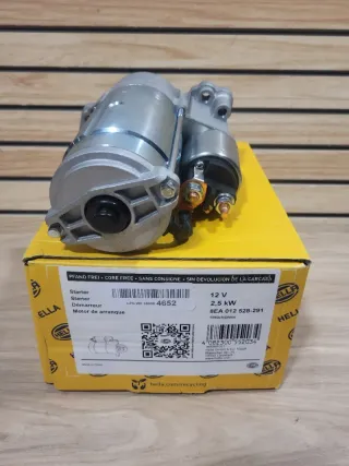 Motor de arranque HELLA 8EA 012 528-291