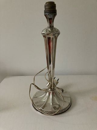 Lámpara de plata estilo Art Decó