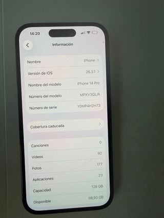 iPhone 14 Pro + 4 fundas y cargador