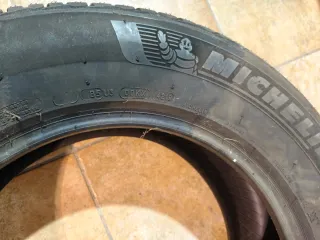 Neumático 1 Michelin Pilot Alpin 5 SUV 255/60 R18