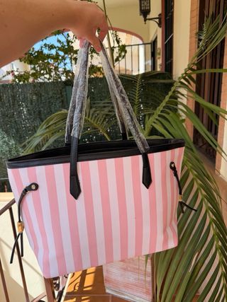 Bolso rayas Victoria's Secret rosa y blanco