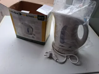 Brunner Bowa Hervidor Eléctrico 830W