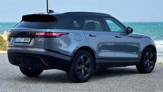 Range Rover Velar 240D R-Dynamic