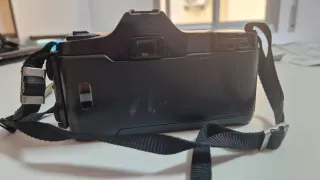 Cámara Olympus OM101 Power Focus.