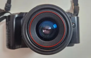 Cámara Olympus OM101 Power Focus.