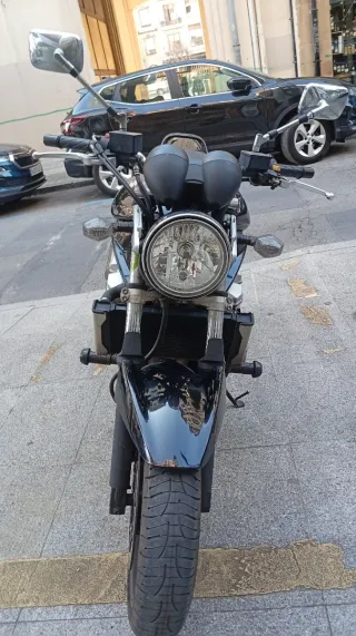 Suzuki Bandit 2009 Negra