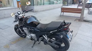 Suzuki Bandit 2009 Negra