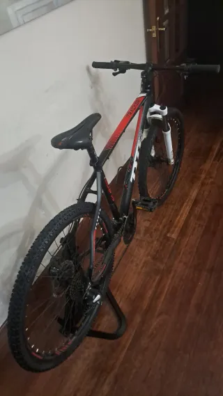 Bicicleta DTB Tracker LTD