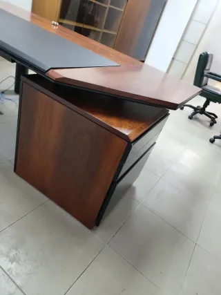 Escritorio de oficina madera y metal