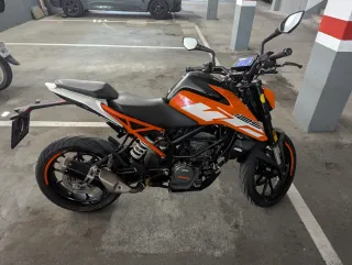 KTM Duke 125
