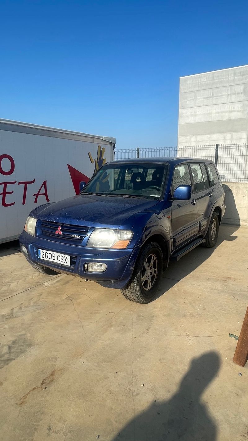 Mitsubishi Montero 2003 - foto 1
