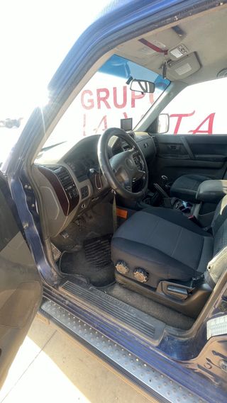 Mitsubishi Montero 2003