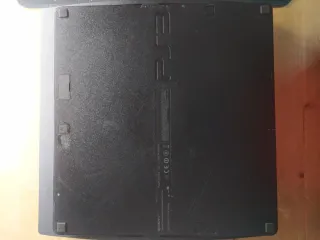 PlayStation 3 CECH-2504B 320GB + Juegos