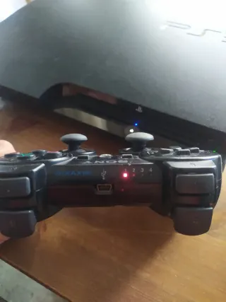 PlayStation 3 CECH-2504B 320GB + Juegos