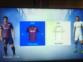 PlayStation 3 CECH-2504B 320GB + Juegos