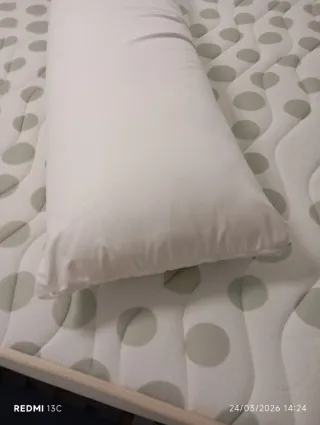 Colchón, almohada y edredón