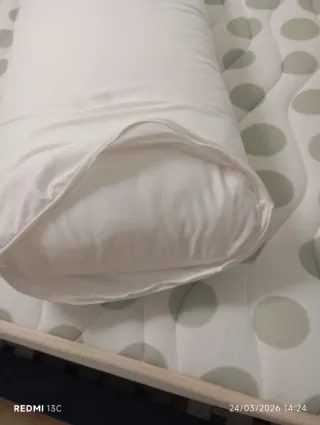 Colchón, almohada y edredón