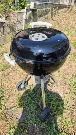 Barbacoa Weber Negra Usada