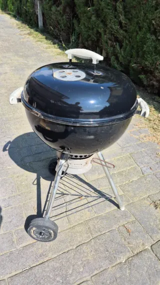Barbacoa Weber Negra Usada