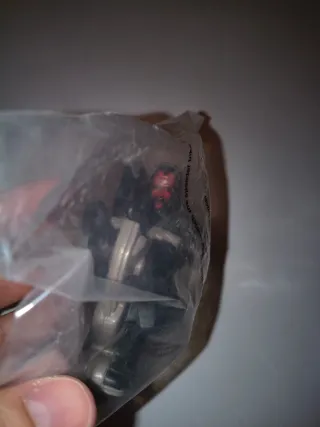 6 figuras promocionales de star Wars