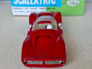 SCALEXTRIC FERRARI 330 GT
