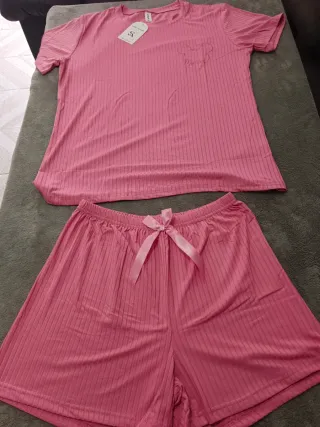 Pijama rosa de mujer