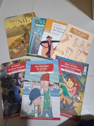 Pack libros en valenciano 15€ pack o 5€ suelto