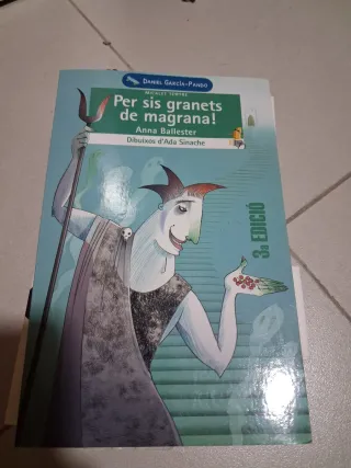 Pack libros en valenciano 15€ pack o 5€ suelto